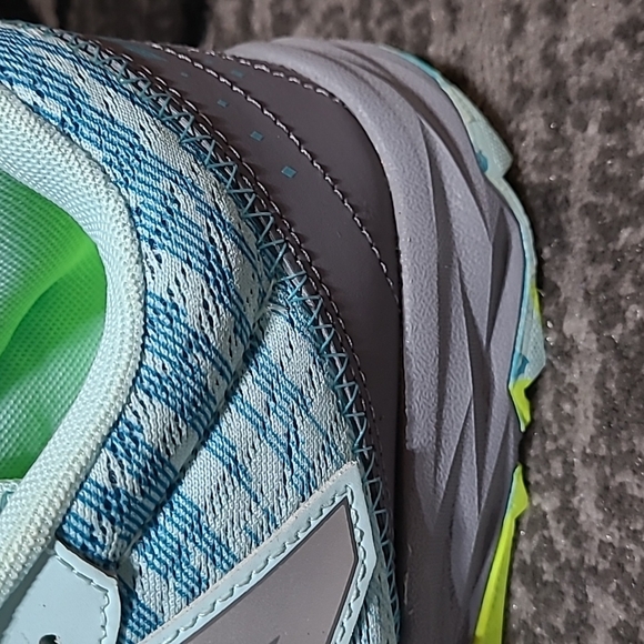 NEW BALANCE 690v2 SPEED RIDE ATHLETIC SHOES - Picture 9 of 13